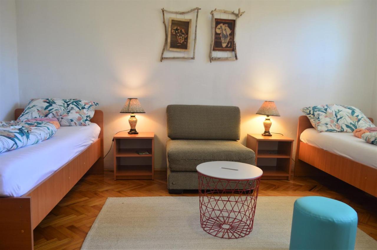 Faris Apartment Donji Milanovac Exterior photo