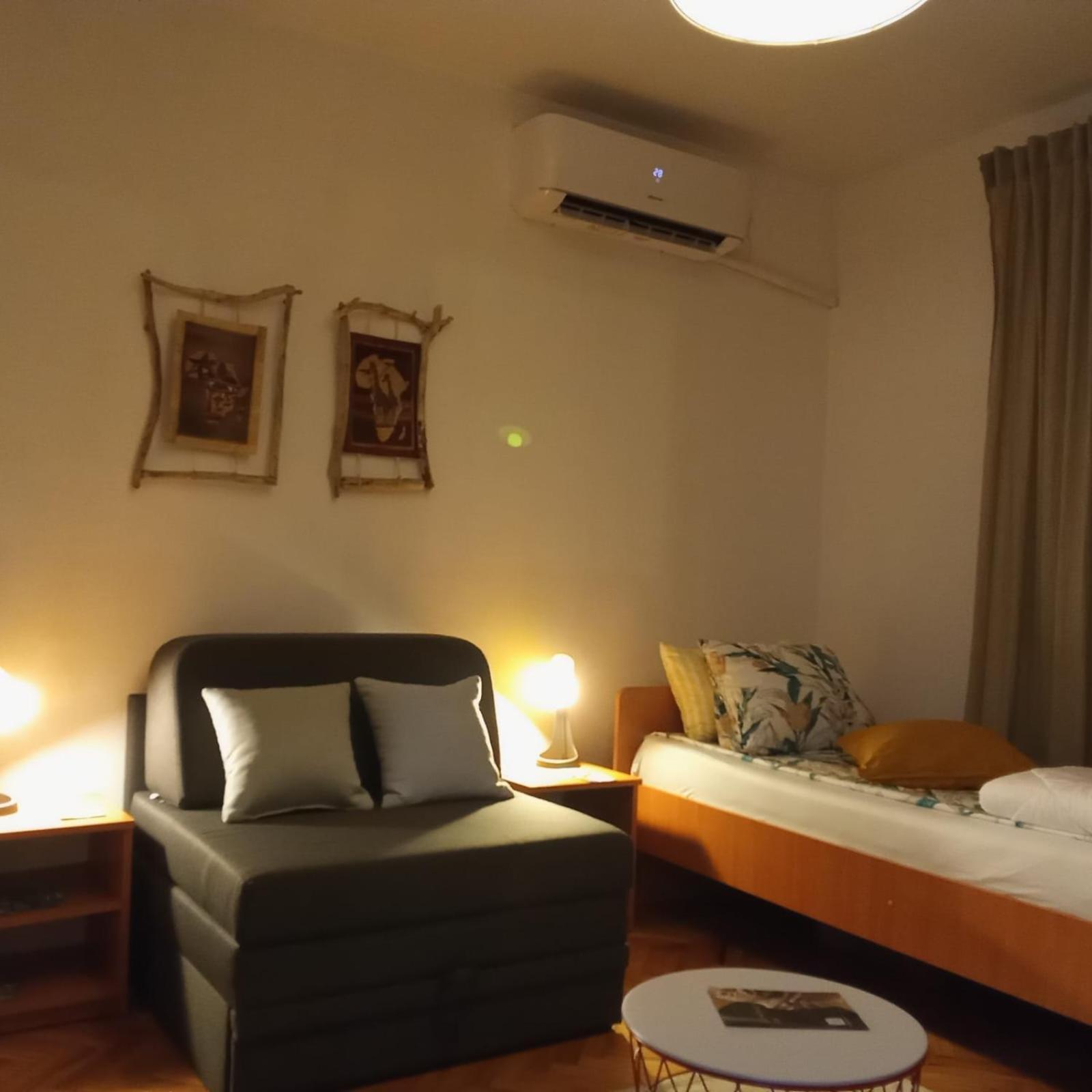 Faris Apartment Donji Milanovac Exterior photo